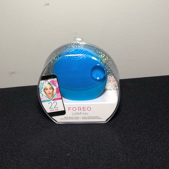 Foreo skin care - Picture 1 of 2